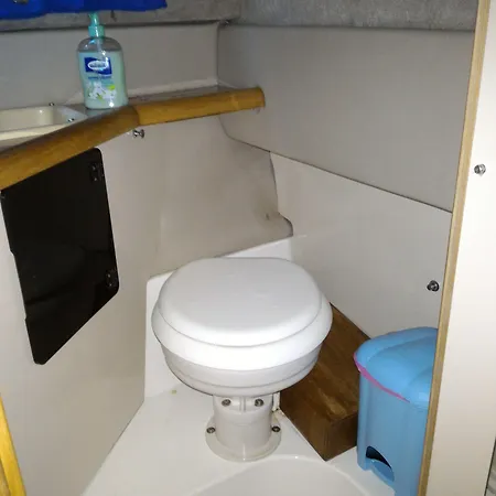 船上ホテル Sissi Boat 3*