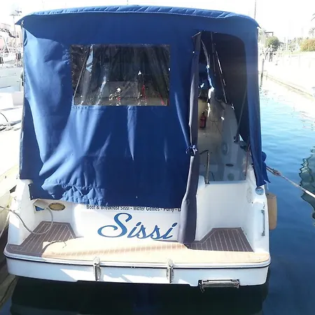 Sissi Boat 3* カリアリ